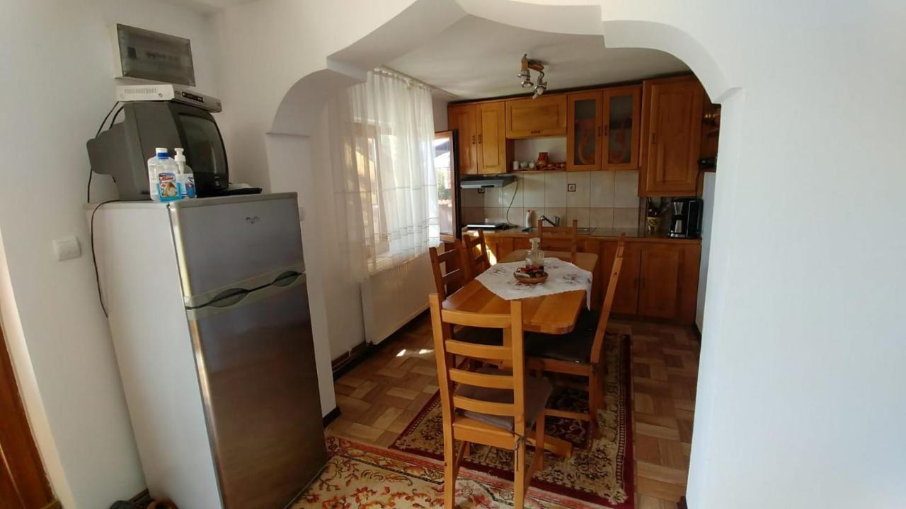 Вилла Casa Darius Новач-Стрэйни Экстерьер фото