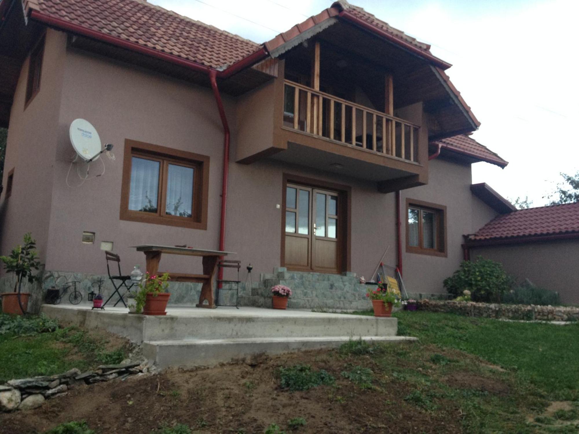 Вилла Casa Darius Новач-Стрэйни Экстерьер фото